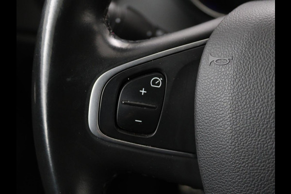 Renault Captur 0.9 TCe Edition One | Leder | Achteruitrijcamera | Stoelverwarming | Navigatie | Cruise Control | Apple CarPlay | keyless entry | DAB | LMV