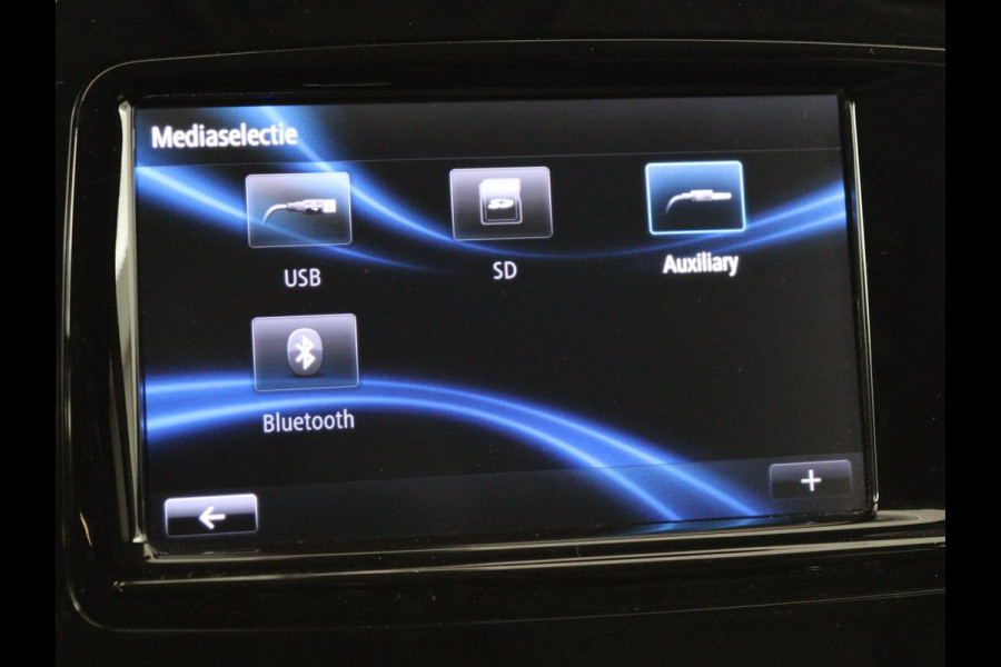 Renault Captur 0.9 TCe Edition One | Leder | Achteruitrijcamera | Stoelverwarming | Navigatie | Cruise Control | Apple CarPlay | keyless entry | DAB | LMV