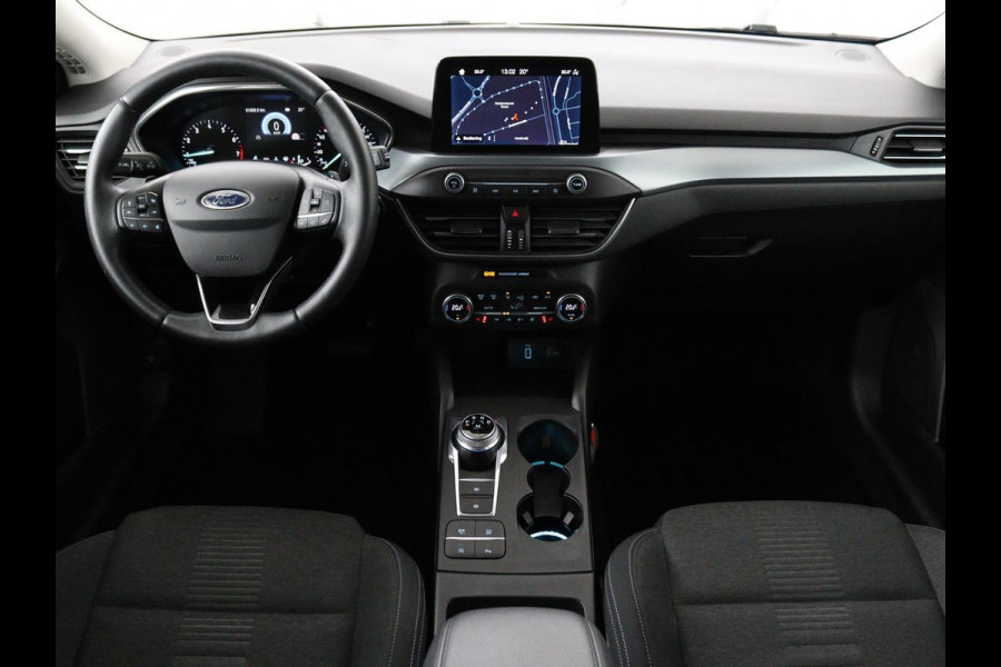 Ford Focus 1.5 EcoBoost Active Business | Trekhaak | Apple CarPlay | Stoel & Stuurverwarming | Navigatie | Cruise Control Adaptief | LED | LMV