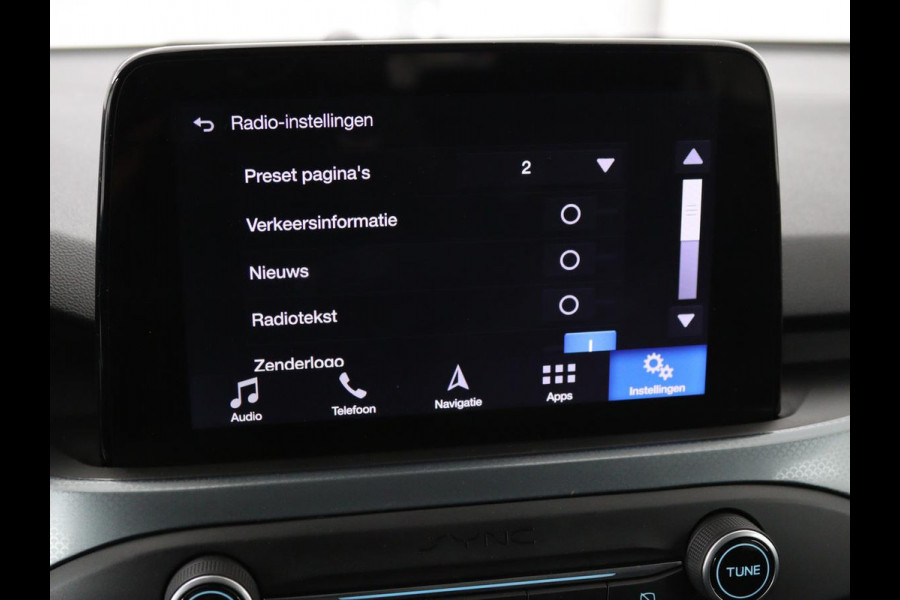 Ford Focus 1.5 EcoBoost Active Business | Trekhaak | Apple CarPlay | Stoel & Stuurverwarming | Navigatie | Cruise Control Adaptief | LED | LMV