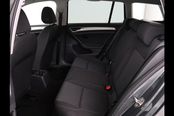 Volkswagen GOLF Variant 1.0 TSI Trendline | Apple CarPlay | Navigatie | Airco | DAB | LED