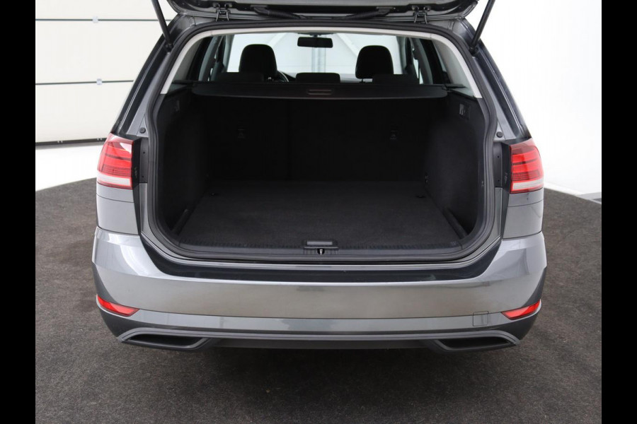 Volkswagen GOLF Variant 1.0 TSI Trendline | Apple CarPlay | Navigatie | Airco | DAB | LED