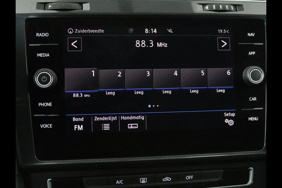 Volkswagen GOLF Variant 1.0 TSI Trendline | Apple CarPlay | Navigatie | Airco | DAB | LED