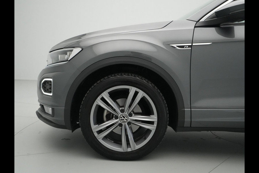 Volkswagen T-Roc 1.5 TSI 150pk Sport Business R Line Navigatie Trekhaak Camera Elek. kofferklep 204