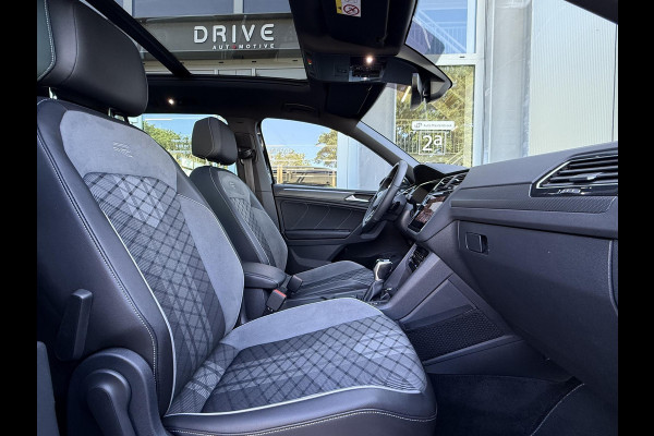 Volkswagen Tiguan 1.5 TSI DSG R-Line Business+ Pano|Trekhaak|Matrix Led|Cam