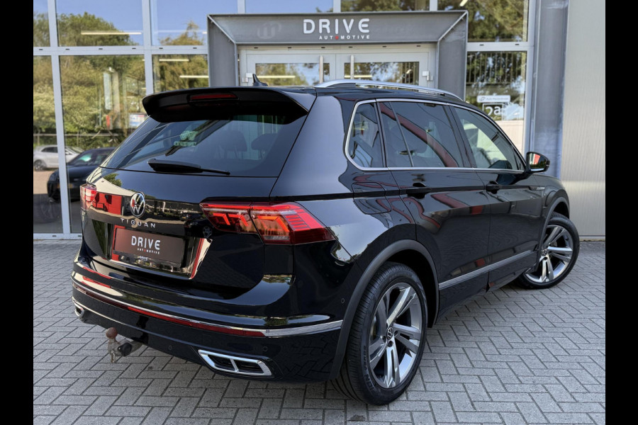 Volkswagen Tiguan 1.5 TSI DSG R-Line Business+ Pano|Trekhaak|Matrix Led|Cam