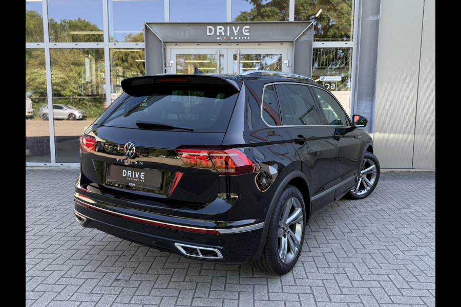 Volkswagen Tiguan 1.5 TSI DSG R-Line Business+ Pano|Trekhaak|Matrix Led|Cam