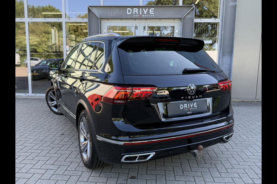 Volkswagen Tiguan 1.5 TSI DSG R-Line Business+ Pano|Trekhaak|Matrix Led|Cam