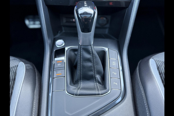 Volkswagen Tiguan 1.5 TSI DSG R-Line Business+ Pano|Trekhaak|Matrix Led|Cam
