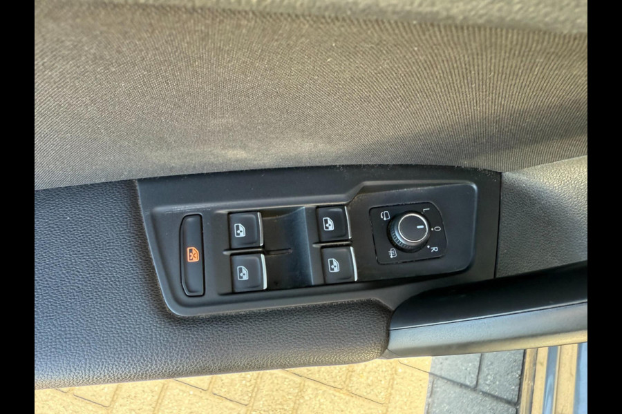 Volkswagen Tiguan 1.5 TSI ACT Highline | Pano | Dash | Alcantara