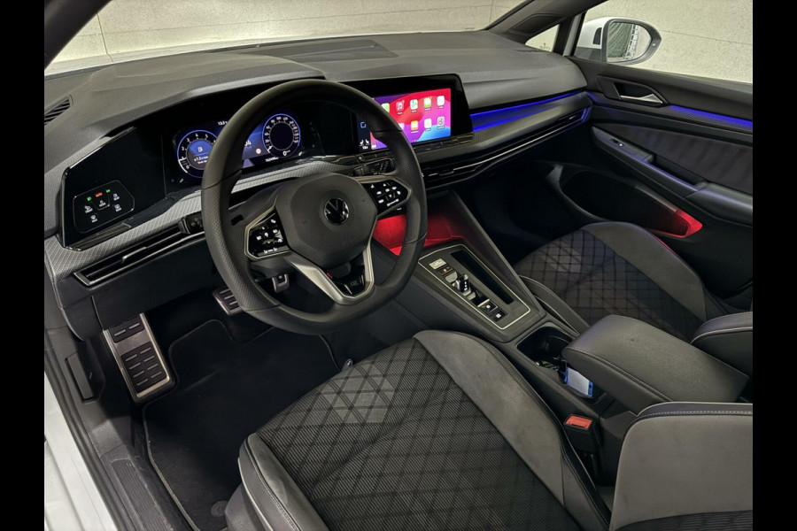 Volkswagen Golf 1.5 eTSI 3x R-Line Pano Carplay Sfeer ACC NAP