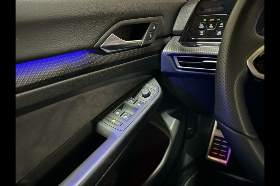 Volkswagen Golf 1.5 eTSI 3x R-Line Pano Carplay Sfeer ACC NAP