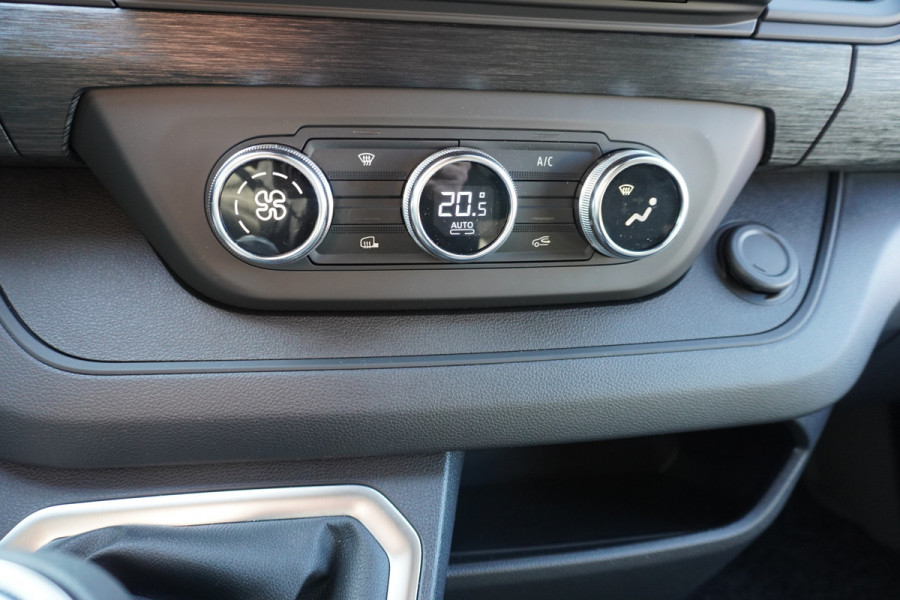 Renault Trafic 2.0 Blue dCi 150PK T30 L2H1 Advance Airco | Cruise | Navi | Camera | 5 beschikbaar