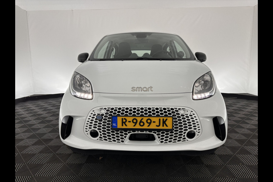 Smart Forfour EQ Essential 18 kWh [ 3-Fase ] (INCL-BTW) Aut. *FULL-LEATHER | AIRCO | CRUISE | DAB+ | COMFORT-SEATS | 15''ALU*