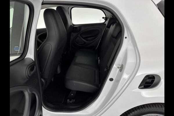 Smart Forfour EQ Essential 18 kWh [ 3-Fase ] (INCL-BTW) Aut. *FULL-LEATHER | AIRCO | CRUISE | DAB+ | COMFORT-SEATS | 15''ALU*