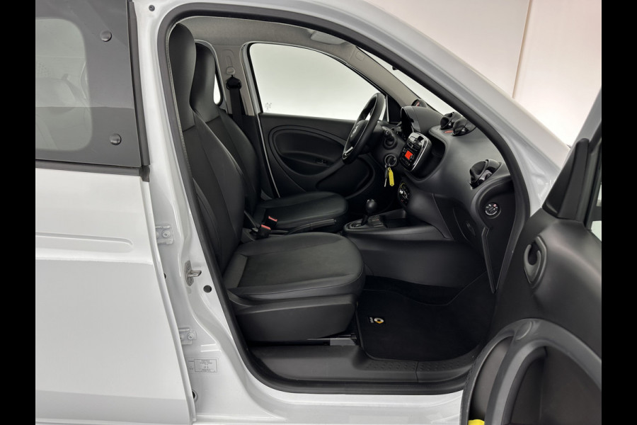 Smart Forfour EQ Essential 18 kWh [ 3-Fase ] (INCL-BTW) Aut. *FULL-LEATHER | AIRCO | CRUISE | DAB+ | COMFORT-SEATS | 15''ALU*