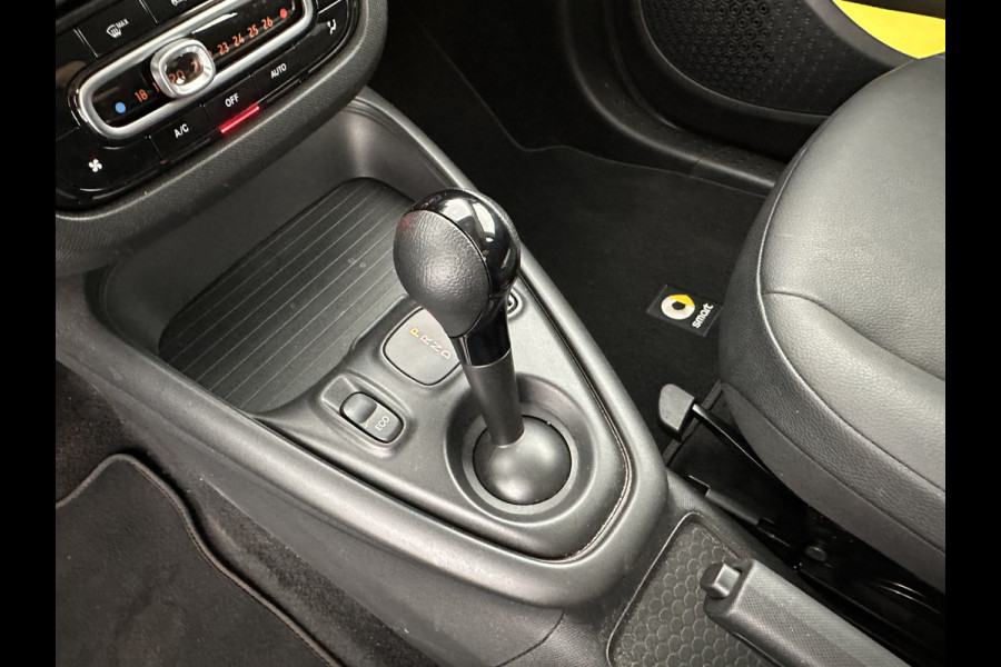 Smart Forfour EQ Essential 18 kWh [ 3-Fase ] (INCL-BTW) Aut. *FULL-LEATHER | AIRCO | CRUISE | DAB+ | COMFORT-SEATS | 15''ALU*