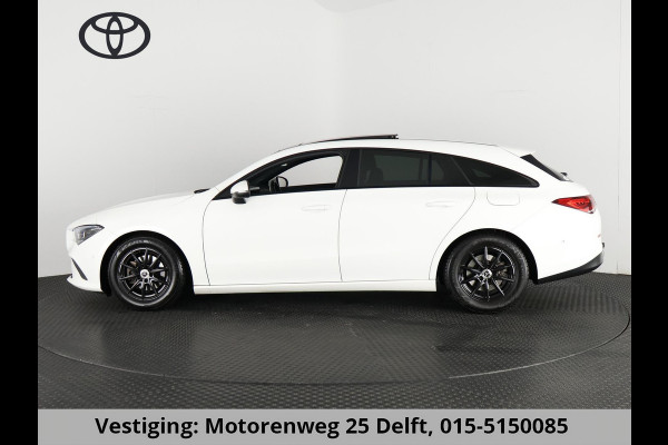 Mercedes-Benz CLA-Klasse SHOOTING BRAKE 180 BUSINESS AUTOM.NL AUTO 1e EIG BLACKLINE PANODAK. WIDESCREEN. GARANTIE TOT 2 JAAR*