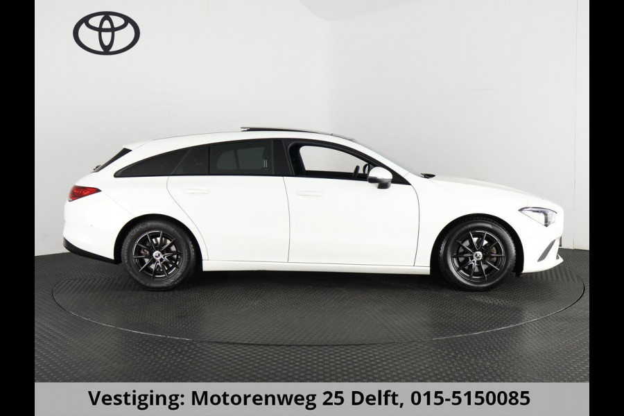 Mercedes-Benz CLA-Klasse SHOOTING BRAKE 180 BUSINESS AUTOM.NL AUTO 1e EIG BLACKLINE PANODAK. WIDESCREEN. GARANTIE TOT 2 JAAR*