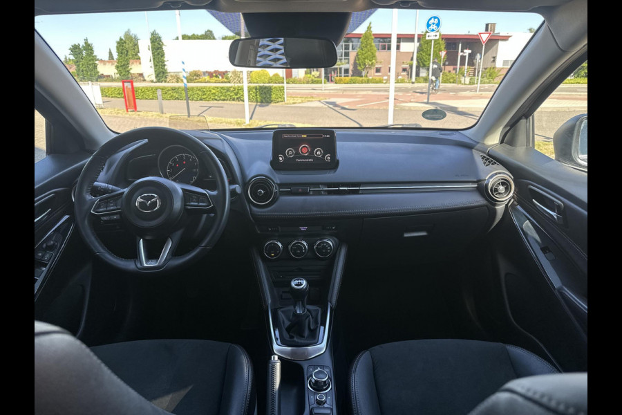 Mazda 2 1.5 Skyactiv-G GT-Luxury DEALERONDERHOUDEN | NAVIGATIE | CAMERA | KEYLESS |
