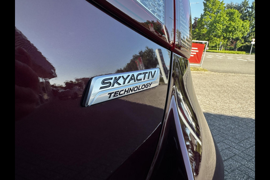 Mazda 2 1.5 Skyactiv-G GT-Luxury DEALERONDERHOUDEN | NAVIGATIE | CAMERA | KEYLESS |
