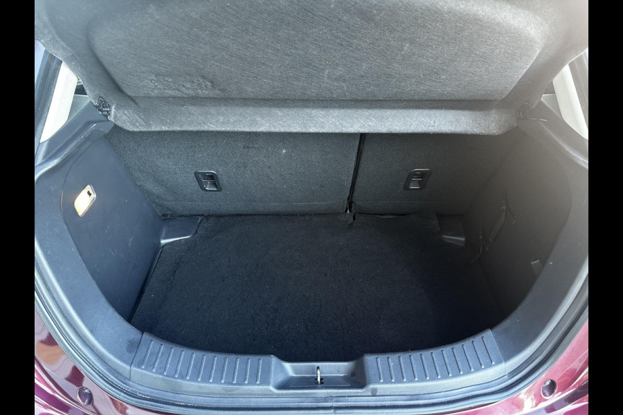 Mazda 2 1.5 Skyactiv-G GT-Luxury DEALERONDERHOUDEN | NAVIGATIE | CAMERA | KEYLESS |