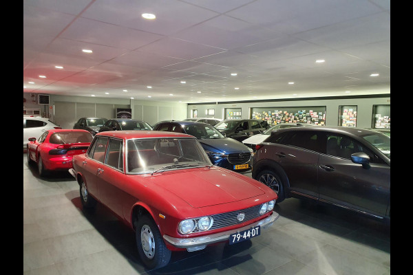 Mazda 2 1.5 Skyactiv-G GT-Luxury DEALERONDERHOUDEN | NAVIGATIE | CAMERA | KEYLESS |