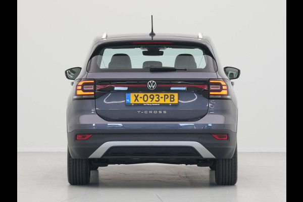 Volkswagen T-Cross 1.0 TSI 110pk DSG Style Navigatie Carplay LED PDC Sfeerverlichting 95