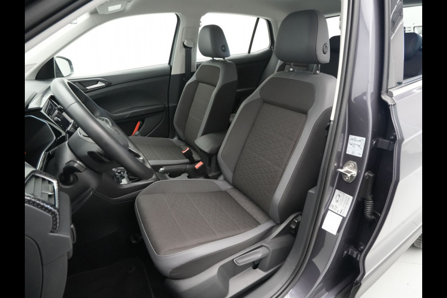 Volkswagen T-Cross 1.0 TSI 110pk DSG Style Navigatie Carplay LED PDC Sfeerverlichting 95