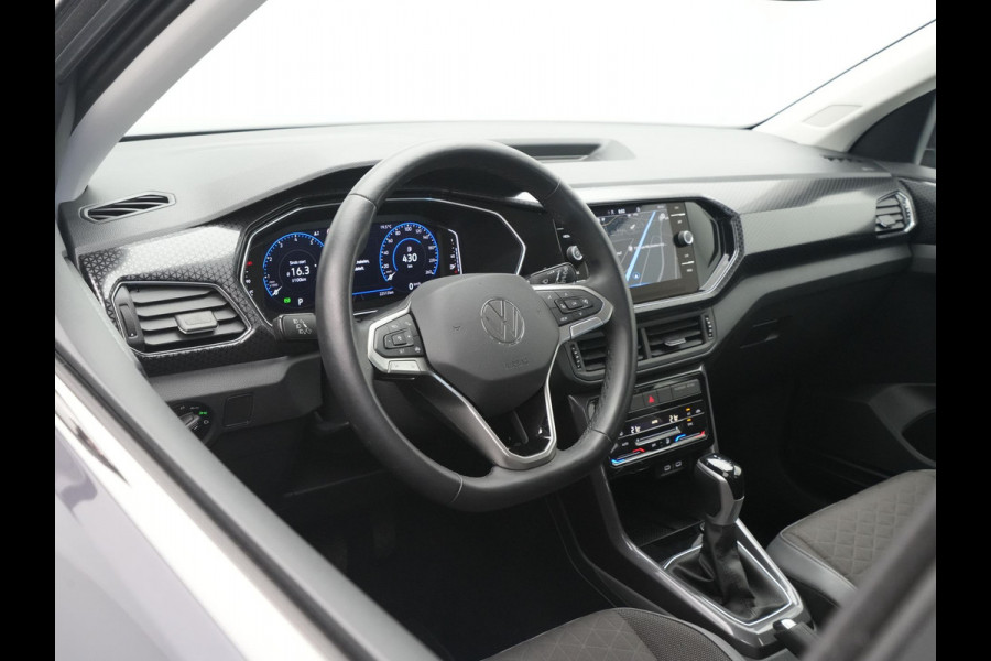 Volkswagen T-Cross 1.0 TSI 110pk DSG Style Navigatie Carplay LED PDC Sfeerverlichting 95
