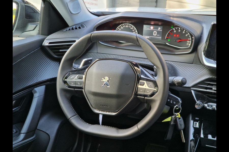 Peugeot 2008 1.2 PureTech Allure|Automaat|12.603km|Clima|Navi|Carplay|PDC|17-inch|