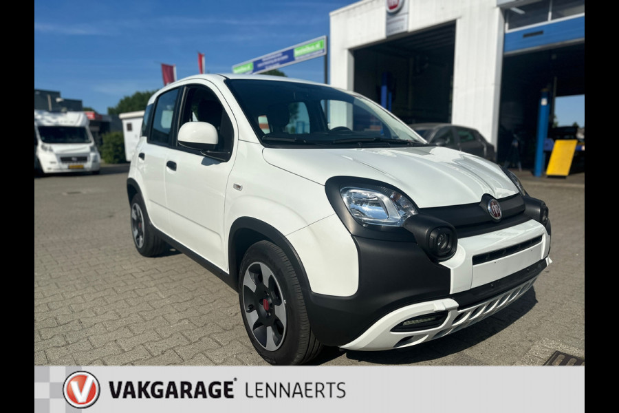 Fiat Panda 1.0 Hybrid Cross MY22 CITY PLUS (RIJKLAARPRIJS/BOVAG)