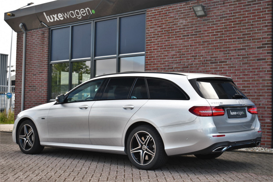 Mercedes-Benz E-Klasse Estate 300 de AMG Pano HUD Cam