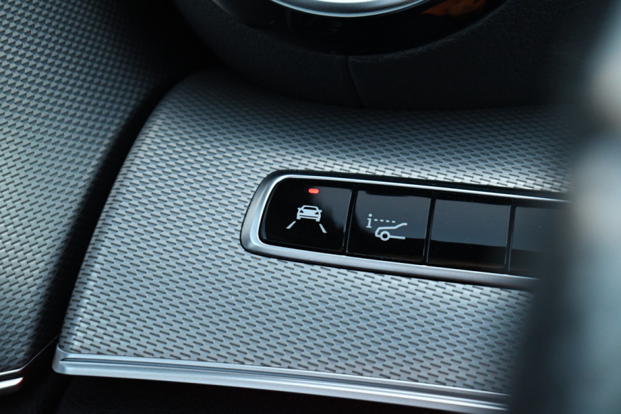 Mercedes-Benz E-Klasse Estate 300 de AMG Pano HUD Cam