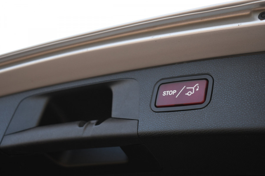 Mercedes-Benz E-Klasse Estate 300 de AMG Pano HUD Cam