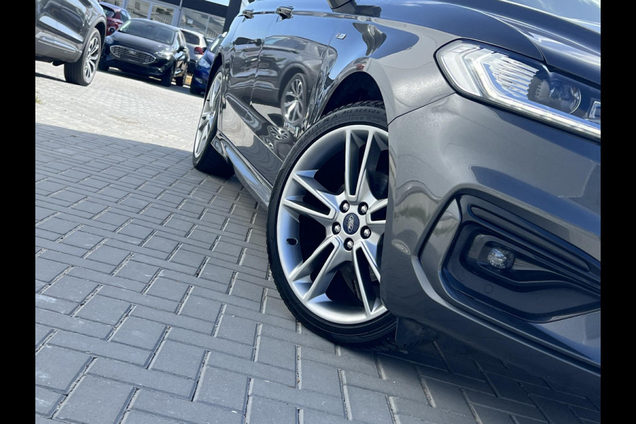 Ford Mondeo Wagon 2.0 IVCT HEV ST-Line 187pk | Stoelverwarming | Full LED | Sony Audio/Navigatie | Elek. Achterklep | Half leder alcantara