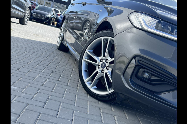 Ford Mondeo Wagon 2.0 IVCT HEV ST-Line 187pk | Stoelverwarming | Full LED | Sony Audio/Navigatie | Elek. Achterklep | Half leder alcantara