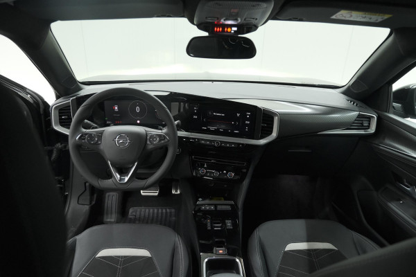 Opel Mokka 130 Turbo AT8 Ultimate | Camera | Dodehoekdetectie | Massage | Adaptieve Cruise Control
