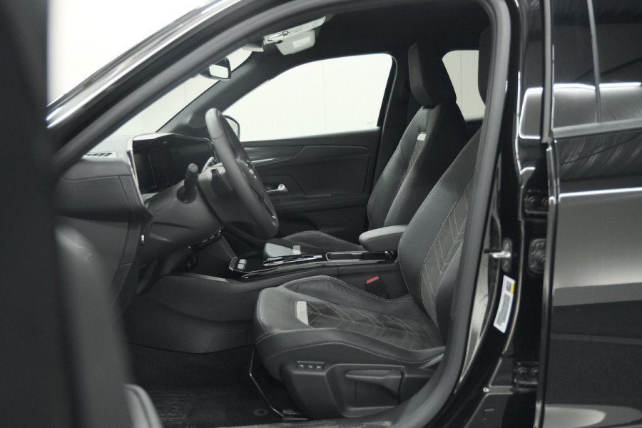 Opel Mokka 130 Turbo AT8 Ultimate | Camera | Dodehoekdetectie | Massage | Adaptieve Cruise Control