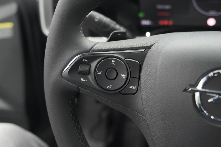 Opel Mokka 130 Turbo AT8 Ultimate | Camera | Dodehoekdetectie | Massage | Adaptieve Cruise Control