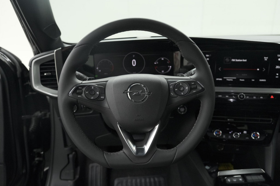 Opel Mokka 130 Turbo AT8 Ultimate | Camera | Dodehoekdetectie | Massage | Adaptieve Cruise Control