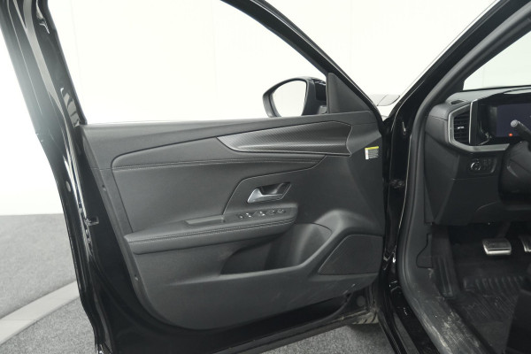 Opel Mokka 130 Turbo AT8 Ultimate | Camera | Dodehoekdetectie | Massage | Adaptieve Cruise Control