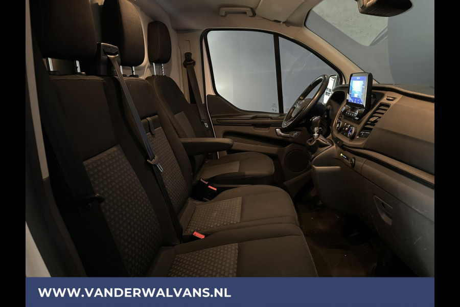 Ford Transit Custom 2.0 TDCI L2H1 Euro6 Airco | Camera | Navigatie | Android Auto | Cruisecontrol | LED Stoelverwarming, Verwarmde voorruit, Parkeersensoren, 2800kg trekvermogen, Bijrijdersbank