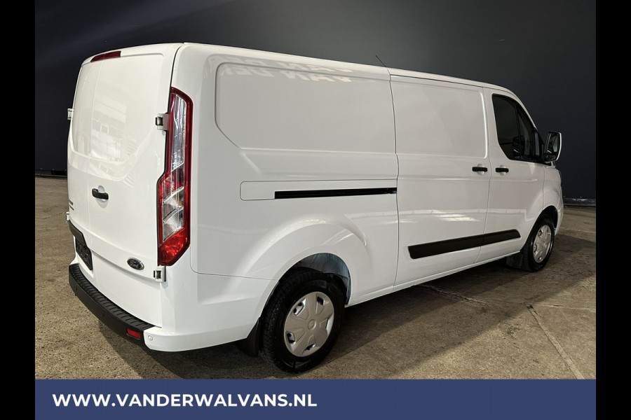 Ford Transit Custom 2.0 TDCI L2H1 Euro6 Airco | Camera | Navigatie | Android Auto | Cruisecontrol | LED Stoelverwarming, Verwarmde voorruit, Parkeersensoren, 2800kg trekvermogen, Bijrijdersbank
