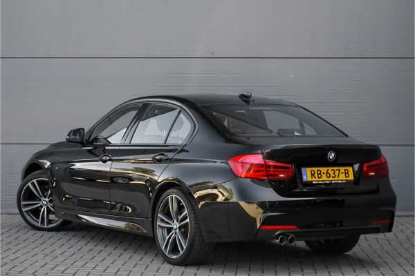 BMW 3-serie 320i High Ex Shadow M-Sport Leder LED 19"