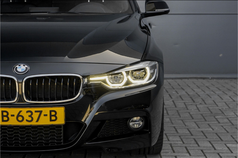 BMW 3-serie 320i High Ex Shadow M-Sport Leder LED 19"