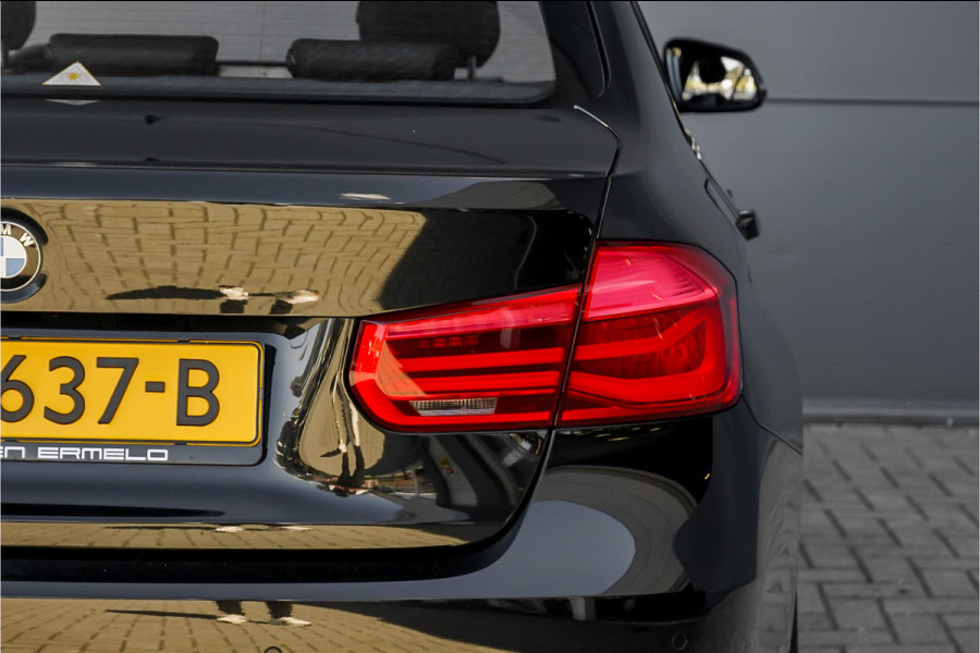 BMW 3-serie 320i High Ex Shadow M-Sport Leder LED 19"