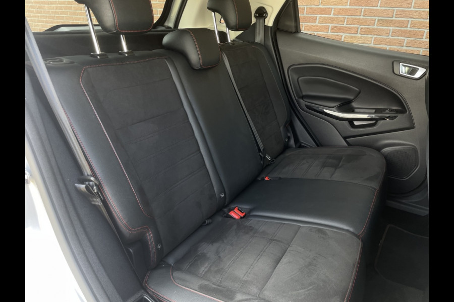Ford EcoSport 125pk EB ST-Line TREKHAAK/WINTERPACK/CAMERA/NAVI etc.