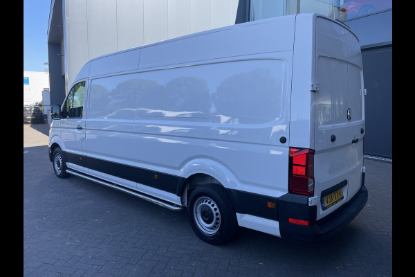 Volkswagen Crafter 35 2.0 TDI L4H3 Highline Airco - parkeersensoren achter - cruise control - zijschuifdeur rechts - tussenschot volledig - Ideaal voor camper