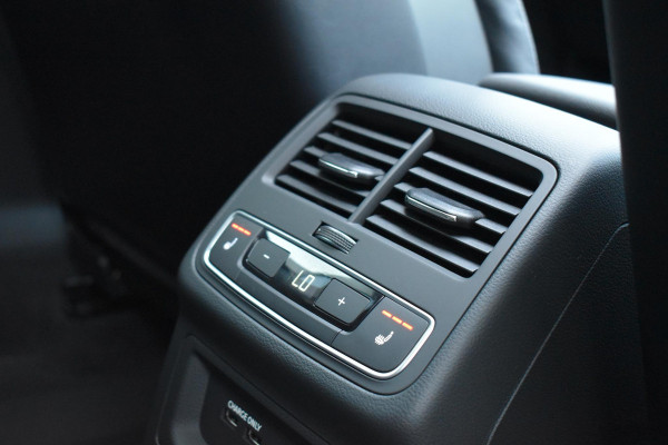 Audi A4 Avant 2.9 TFSI RS 4 quattro competition Pano 360Camera Nardo